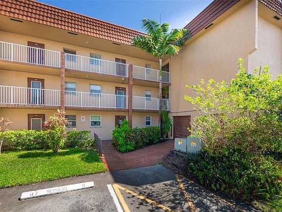 2nd image of 8951 Sunrise Lakes Blvd APT 105