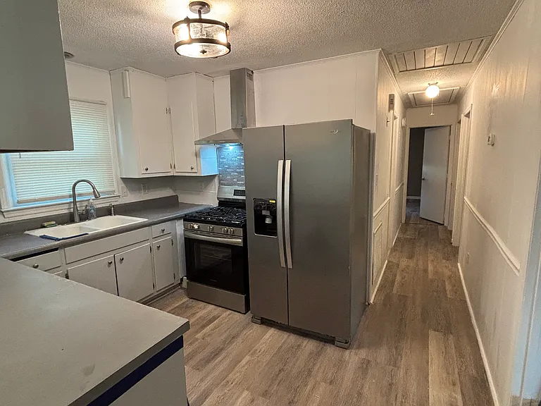 210 Wedgewood Dr — Photo 9