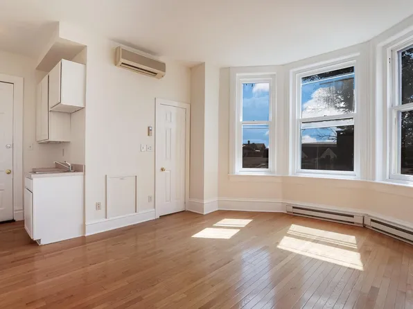 22 N Main St APT 2, Doylestown, PA 18901