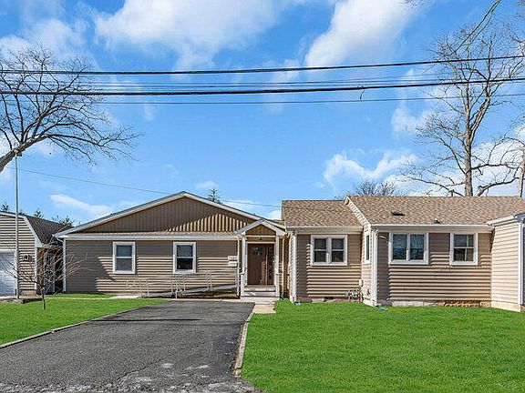 2nd image of 2137 Locust Rd
