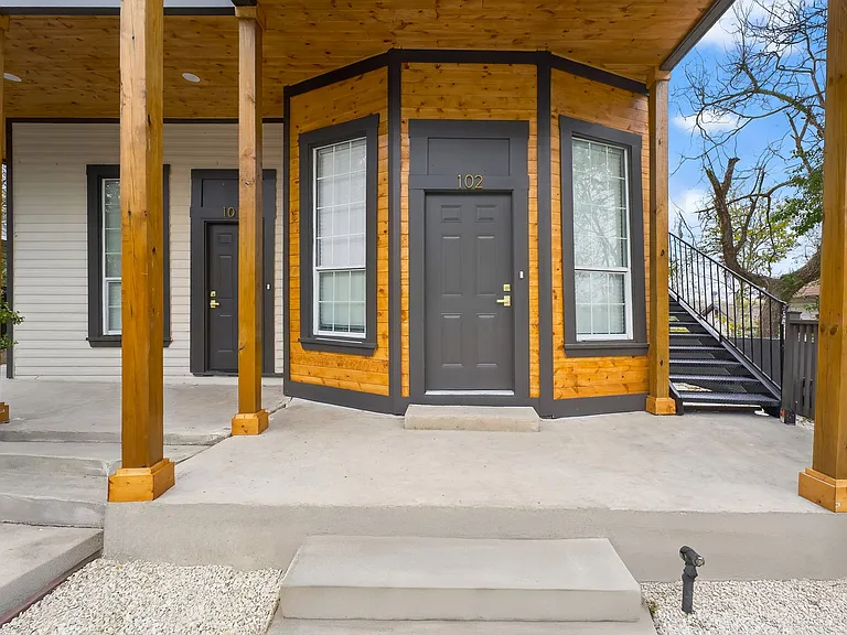 413 Nopal St #102 — Photo 5