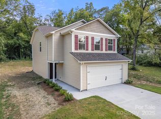 703 E Dunlap St, Lancaster, SC 29720