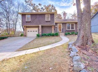 1004 Vicksburg Ln SE, Huntsville, AL 35803