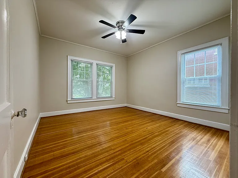 1823 Roanoke Ave #1 — Photo 15