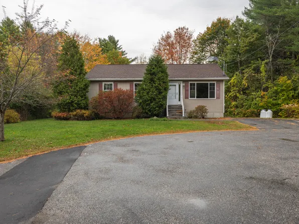 11 Alec Street, Lewiston, ME 04240