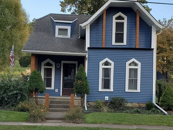 166 Crawford St, Fredericksburg, OH 44627
