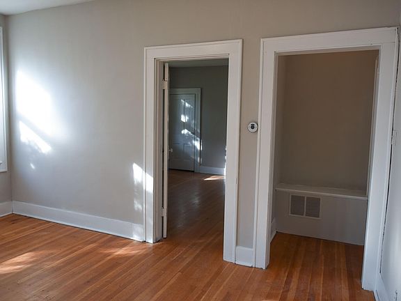 5th image of 640 Woodruff Place Middle Dr APT 3