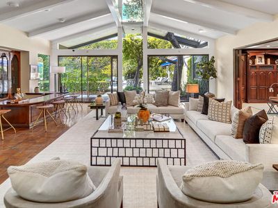 801 N Alta Dr, Beverly Hills, CA, 90210