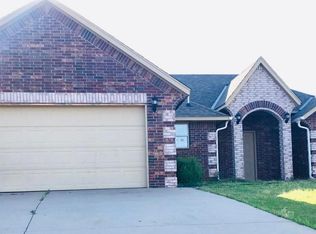 10929 SW 30th St, Yukon, OK 73099
