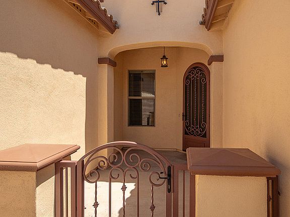 3rd image of 17971 W PIRO Street