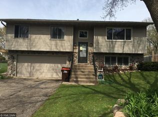 6932 Calgary Rd, Woodbury, MN 55125
