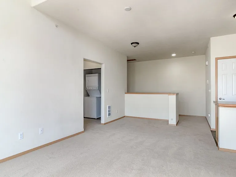 1272 Cooper St — Photo 9