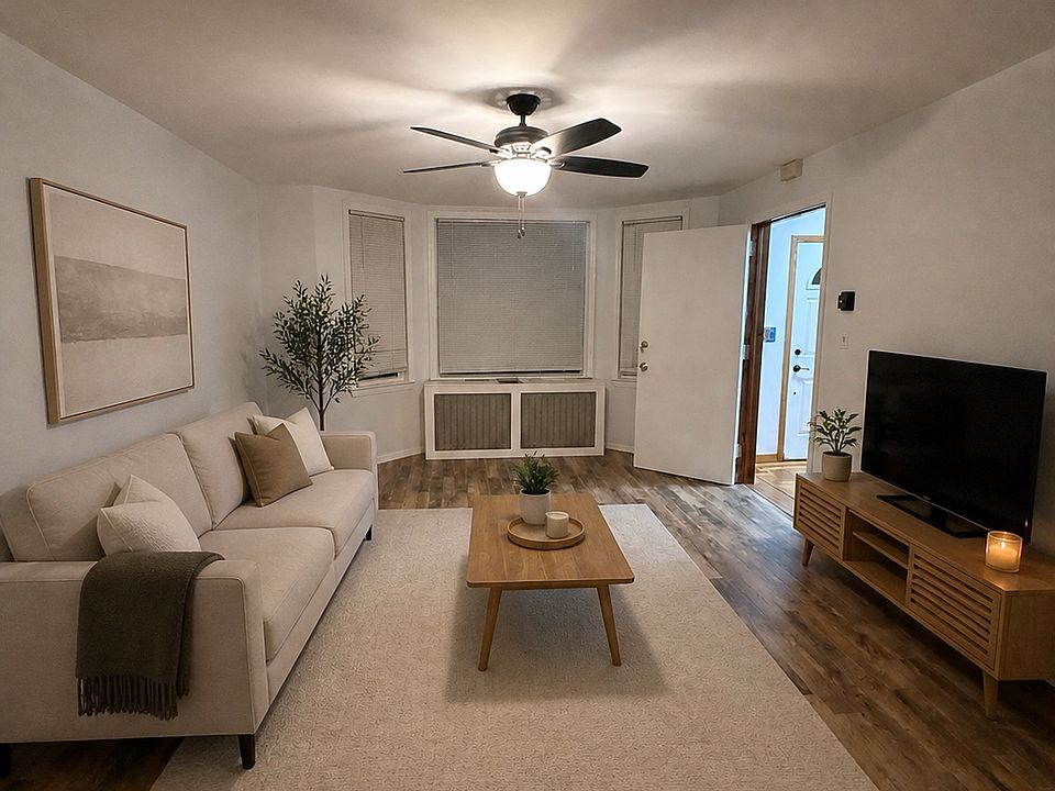 2nd image of 236 Fingerboard Rd Floor 1