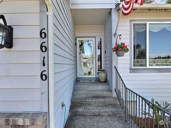 3rd image of 6616 149th Street Ct E