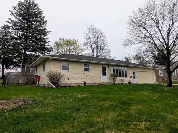 501 S Washington St, Lake Mills, IA 50450