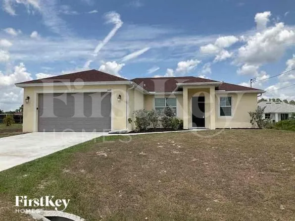 3420 33rd St SW, Lehigh Acres, FL 33976