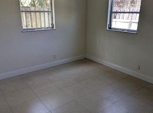 (Undisclosed Address), Fort Lauderdale, FL 33334