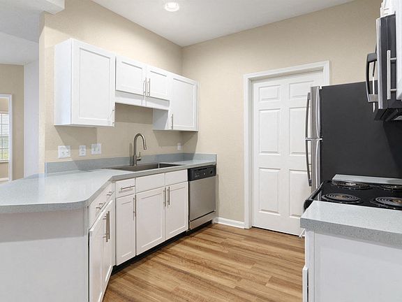 2nd image of 3311 Renwood Blvd #3310-101