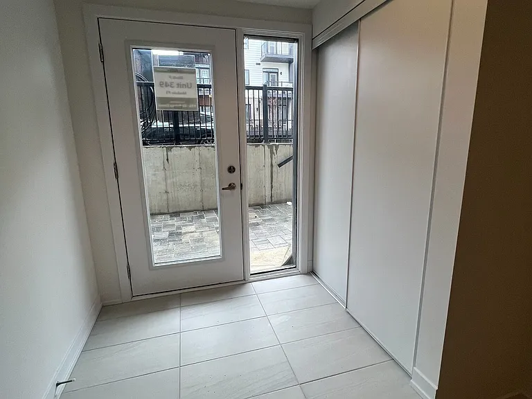 25 Palace St #P35 — Photo 2