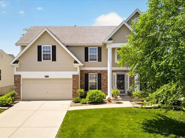 4013 Riverdell Dr, Wentzville, MO 63385