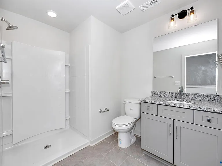 2506 Freeman Rd — Photo 24