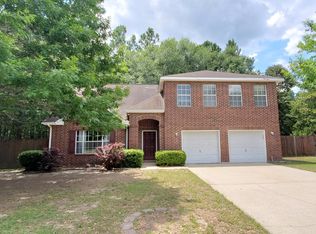7 N Lakeview Dr, Ocean Springs, MS 39564