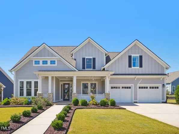 112 Tupelo Grove Ln, Holly Springs, NC 27540
