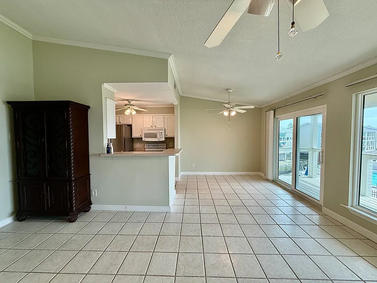 200 Pensacola Beach Rd — Photo 8