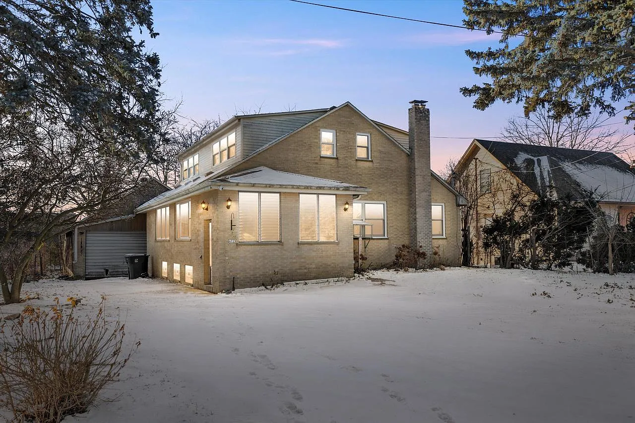 4723 Shirley AVENUE photo 1
