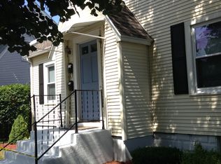 21 Haumont Ter, Springfield, MA 01104