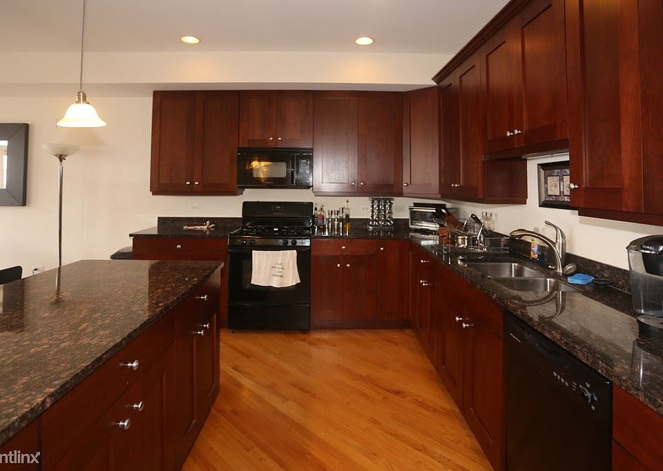 1st image of 2656 N Halsted St #4
