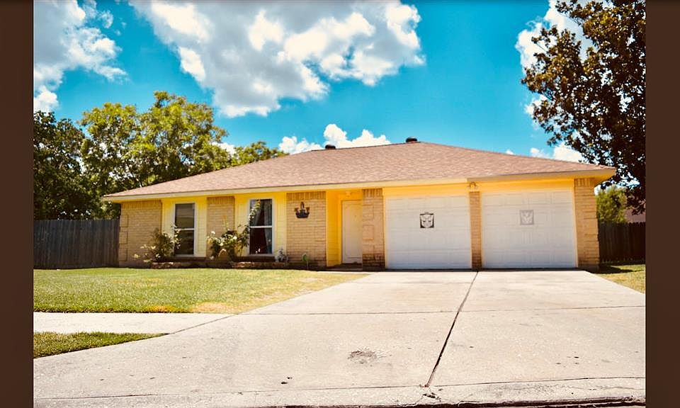 1st image of 2750 Flintrock Cir