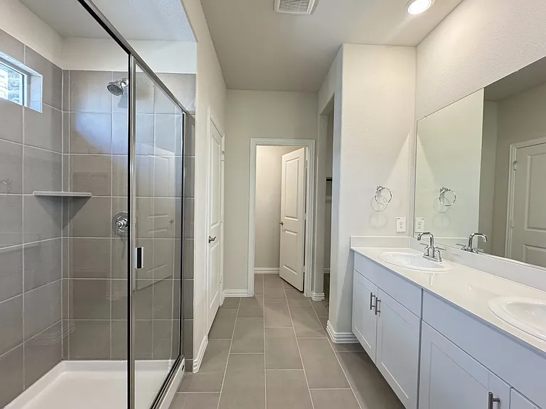 3720 Canyon Dr — Photo 9