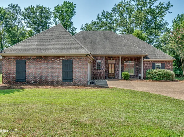 130 Marion Dr, Clinton, MS 39056