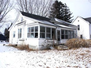 331 N Franklin St, Mondovi, WI 54755