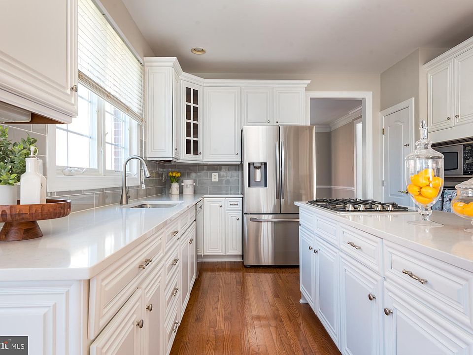1st image of 15705 Rothschild Ct