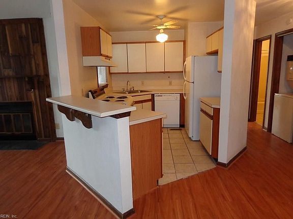3rd image of 314A Washington St