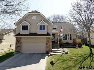 15505 Charles St, Omaha, NE 68154