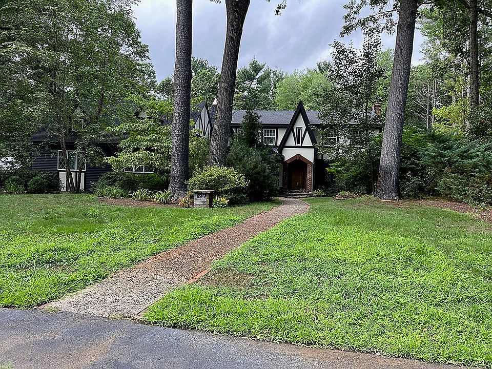 1st image of 29 N Hill Dr