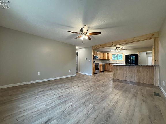 3rd image of 6208 Skadden Rd