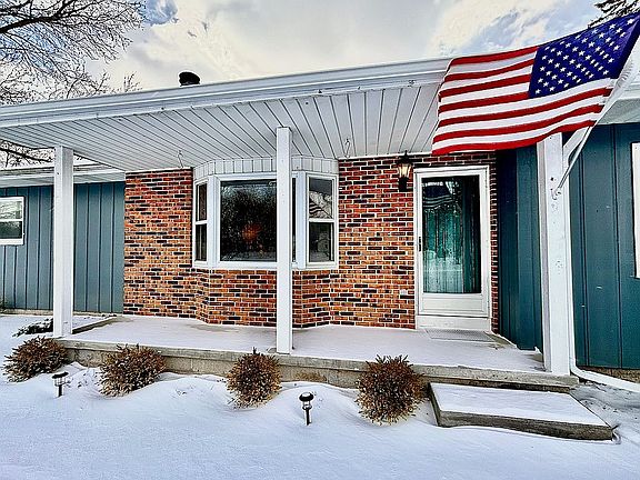 4th image of 3903 Moonlight Ln
