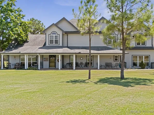 15800 Ferguson Rd, Mounds, OK 74047