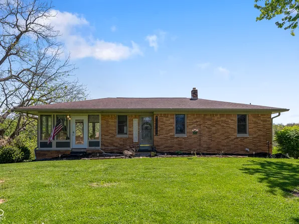 5155 Turkey Track Rd, Martinsville, IN 46151