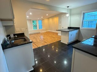 25 Melrose Dr, New Haven, CT 06513