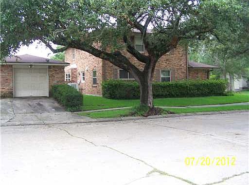 3rd image of 2200 Beck St