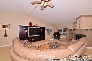 3rd image of 10338 Country Horn