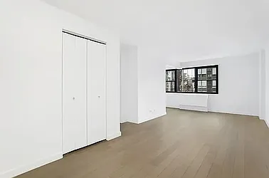 Rented by Manhattan Realty Group