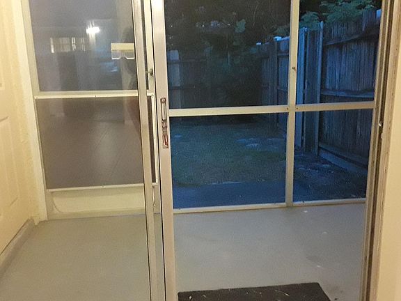 Screened patio with closet space