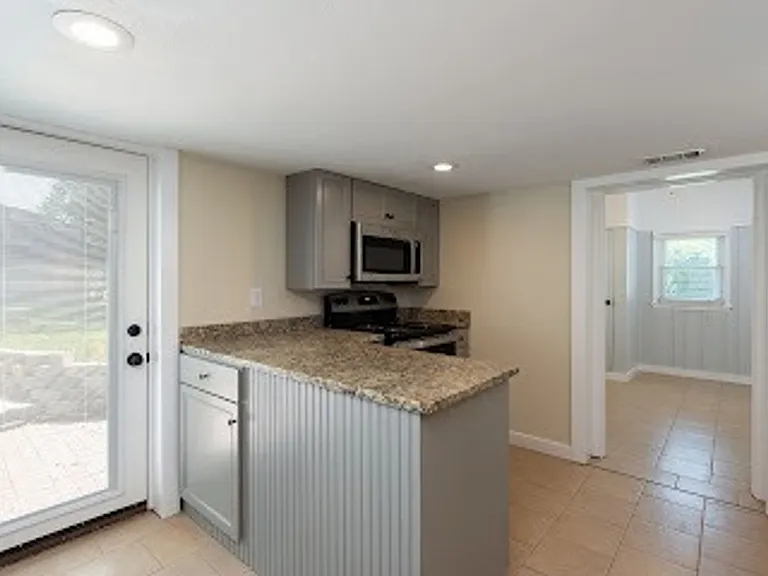 2615 West Main St — Photo 31