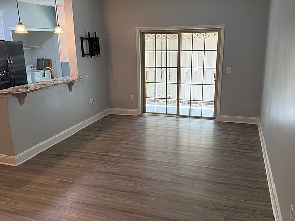 4th image of 123 Covil Ave APT 104
